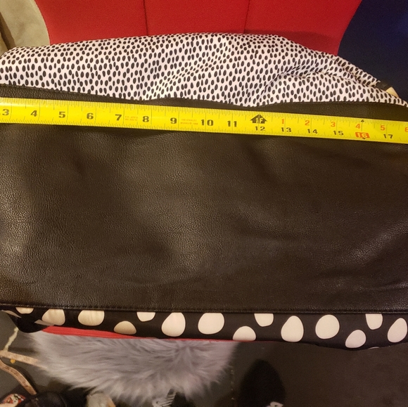 Betsy Johnson carryall bag - Picture 3 of 5